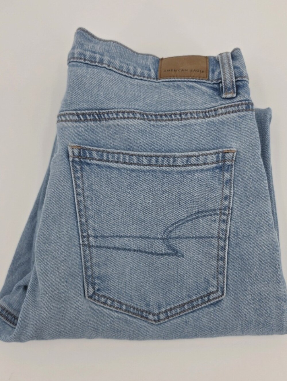 American Eagle Stretch Super High Rise Straight Jean 8 Light Wash Denim